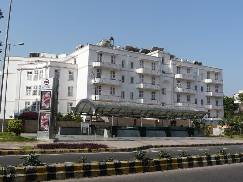 Delhi Cafés (Khan Market & Hauz Khas)