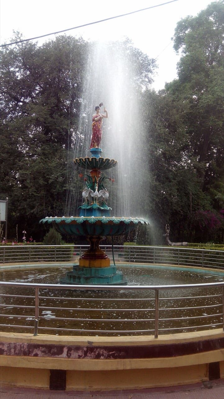Gulab Bagh & Zoo, Udaipur